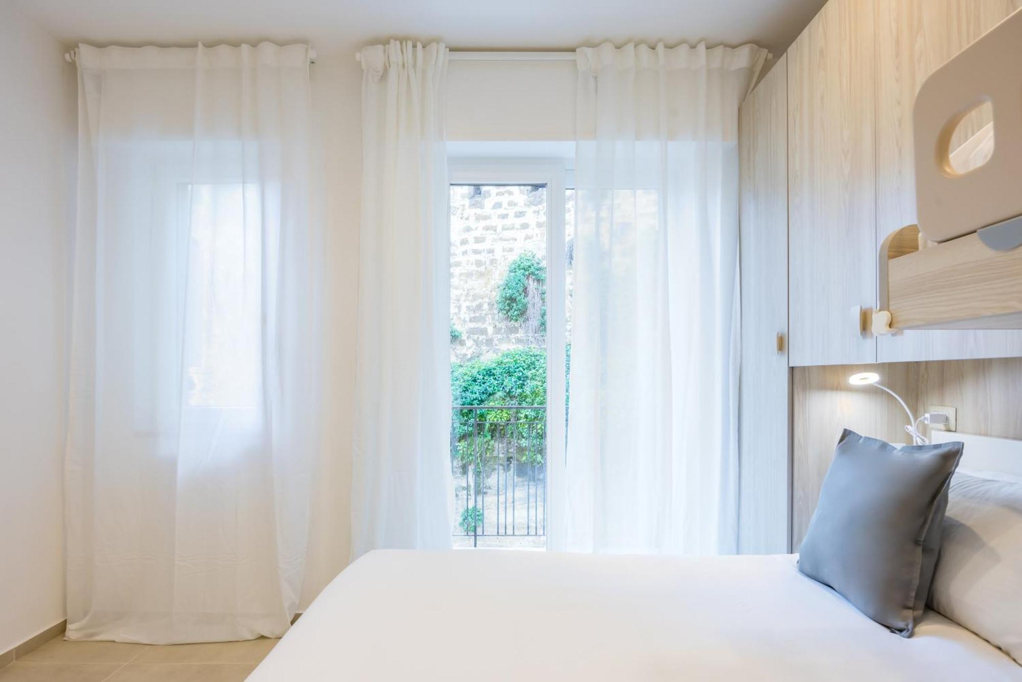 Montesanto View Rooms By Wonderful Italy Νάπολη Εξωτερικό φωτογραφία